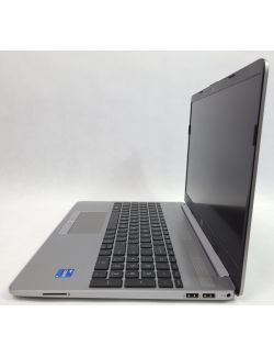 HP 250 G9 i7-1255U 32GB/1TB MX550 - 8