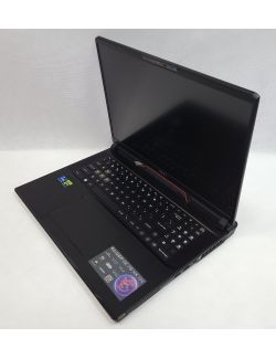 Laptop MSI Raider GE78HX 13VG i7-13700HX 17" LCD QHD+ 32GB 1TB RTX 4070 - 10